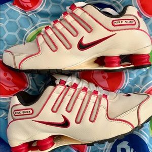 Women’s white and pink nike shox